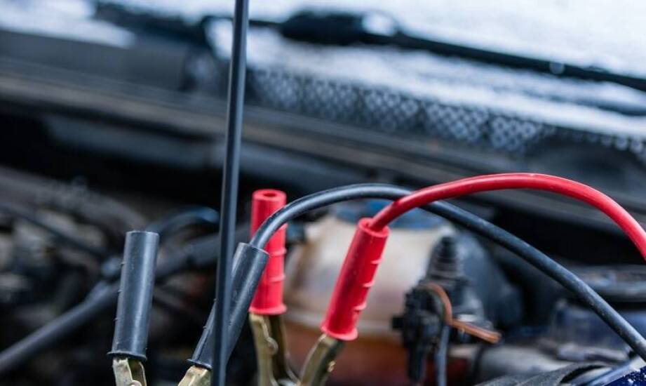 Jakie są najważniejsze usługi mobilnego serwisu do pomocy drogowej?