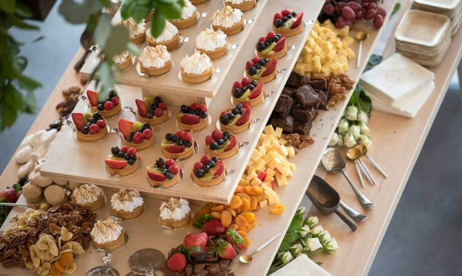 Kremy i syropy z całego świata – wyjątkowe dodatki do deserów.