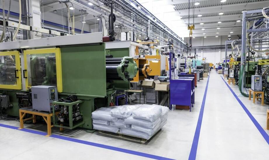 Wpływ nowoczesnych maszyn na jakość produkcji wtryskowych form