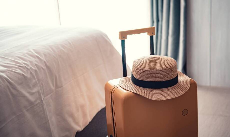 Średnia walizka z kuferkiem – czy warto inwestować w ten zestaw?