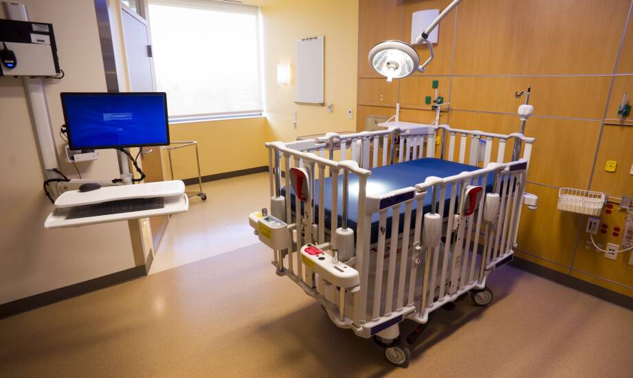 Przegląd materiałów stosowanych w produkcji przewijaków na kółkach