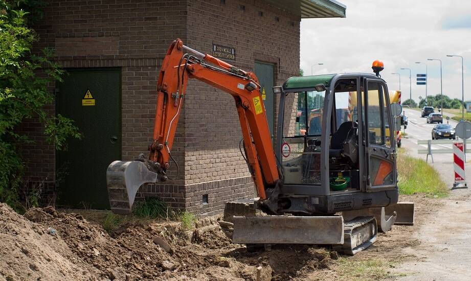 Wykorzystanie miniładowarki w drenażach i odwodnieniach