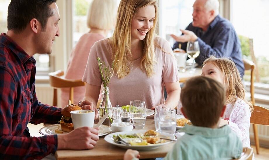 Rodzinne obiady w restauracji Andrychów – co warto zamówić?