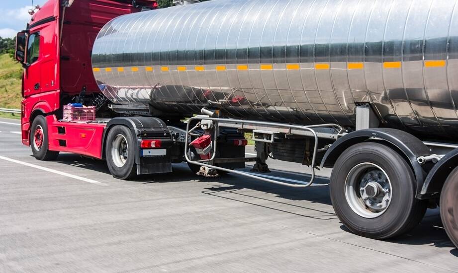 W jaki sposób cysterny do przewozu wody spełniają normy jakościowe?