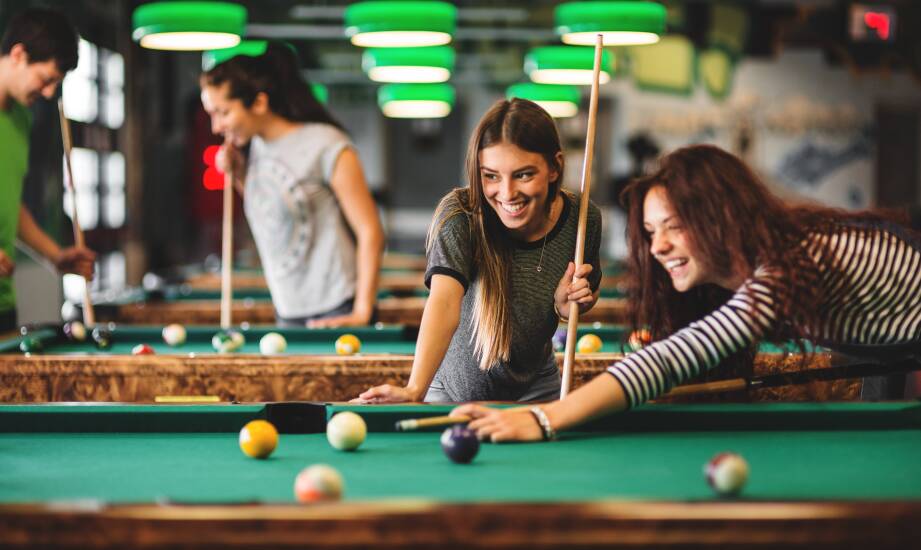 Stoły bilardowe jako atrakcyjny dodatek do oferty rozrywkowej