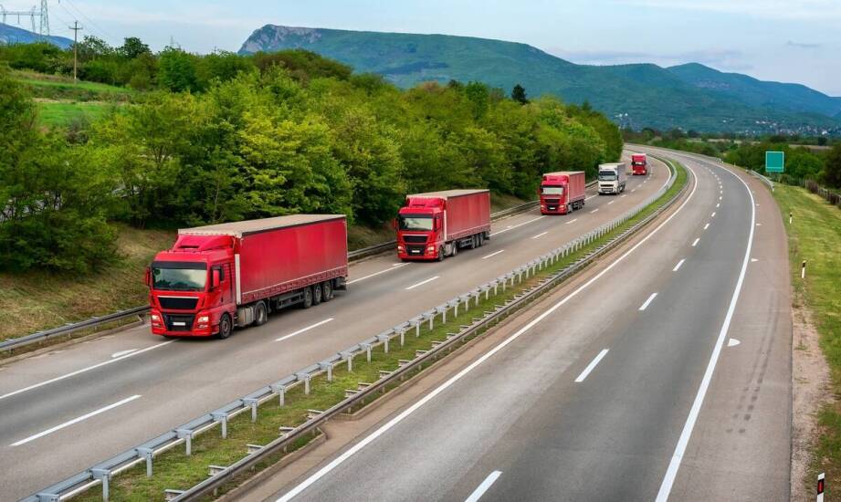 Warum ist der LKW-Transport für die Lebensmittelindustrie entscheidend?