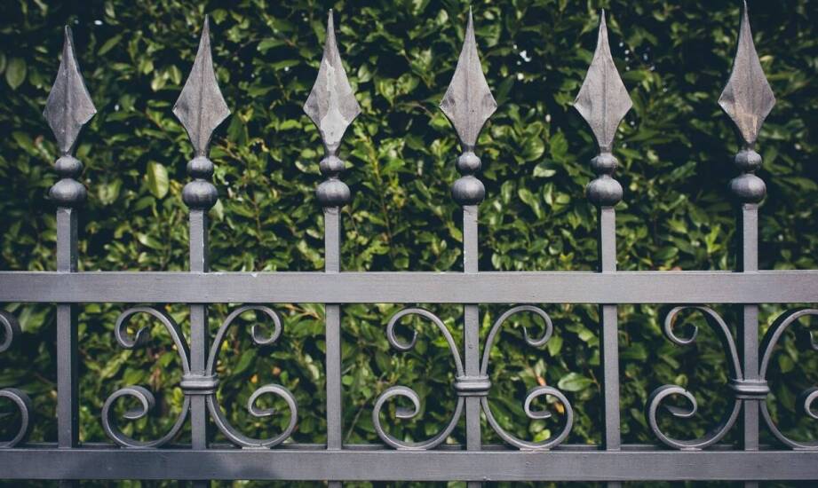 Warum ist der Bau von Zäunen aus Polen rentabel?