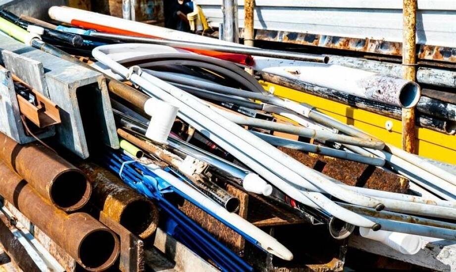 Cennik złomu w Toruniu: Jakie metale kolorowe oferują największy zysk?