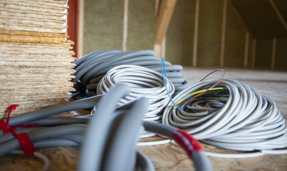 Rury osłonowe HDPE a ich rola w ochronie kabli telekomunikacyjnych