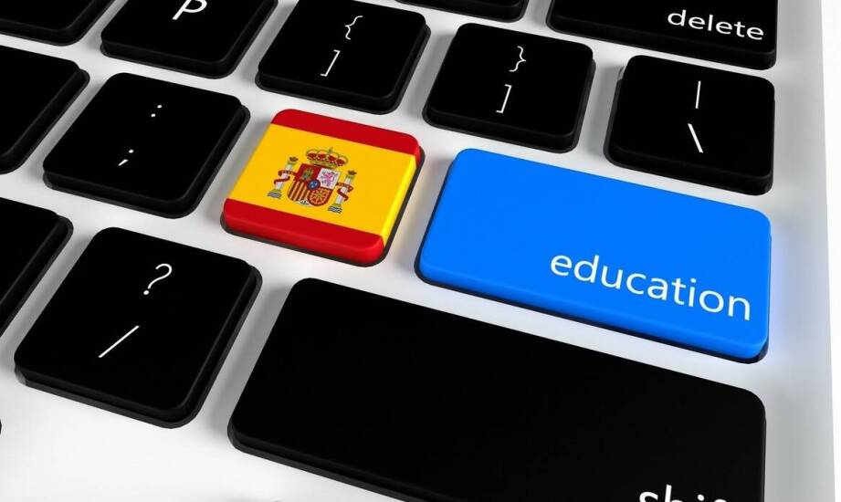 Jakie korzyści niesie ze sobą kurs języka hiszpańskiego online dla przedsiębiorstw?