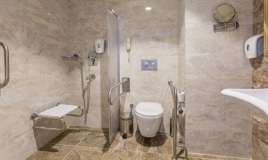 Armatura łazienkowa dla osób z ograniczoną mobilnością – co wybrać?