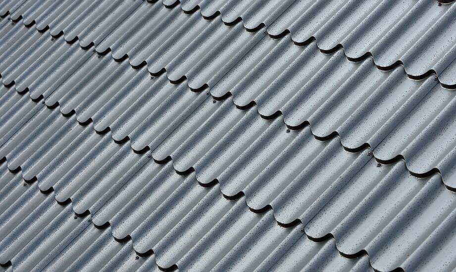 Dlaczego indywidualne podejście jest kluczowe przy wycenie dachu z blachodachówki?