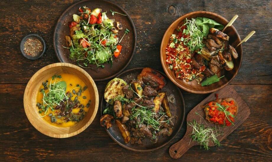 Jakie wyjątkowe dodatki do kebaba oferujemy w naszej pizzerii?