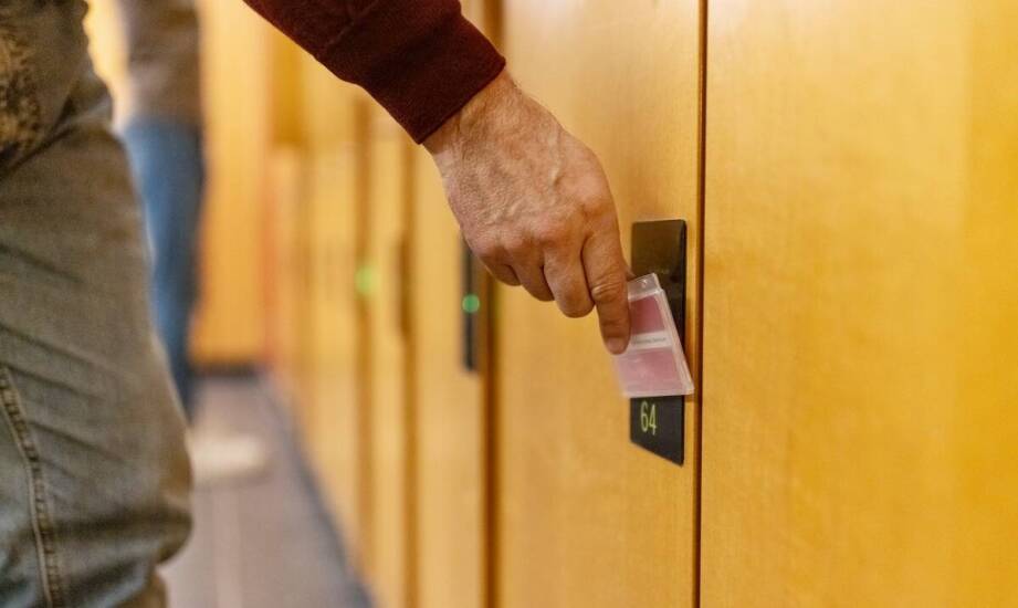 Jakie korzyści przynoszą szkolne legitymacje z funkcją RFID?