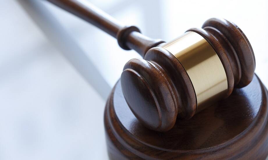 Jakie są etapy licytacji prowadzonej przez komornika? Porady