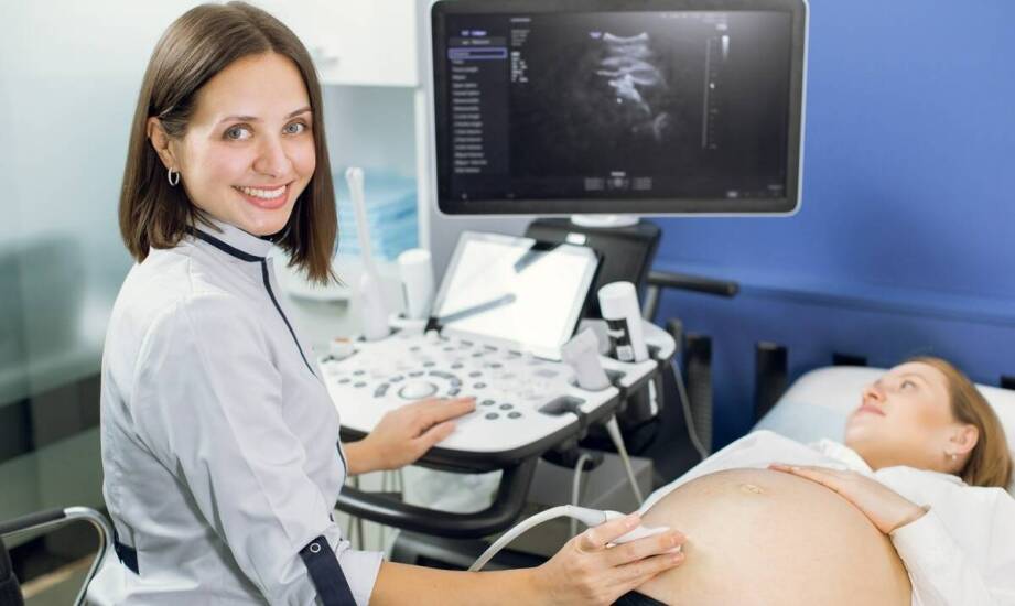 Jak badanie dopplerowskie pomaga w ocenie przepływu krwi przez brzuszne naczynia?