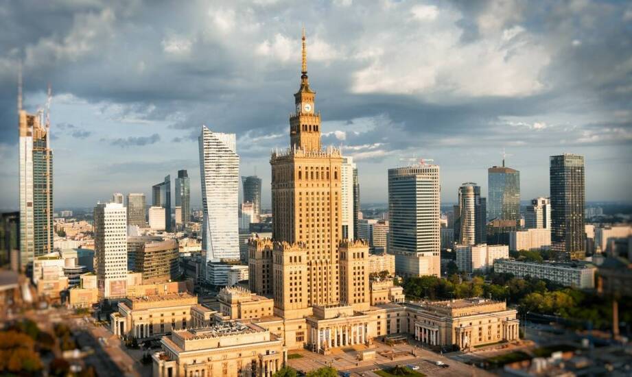 Polskie historyczne czasopisma: jak kształtują nasze rozumienie przeszłości?