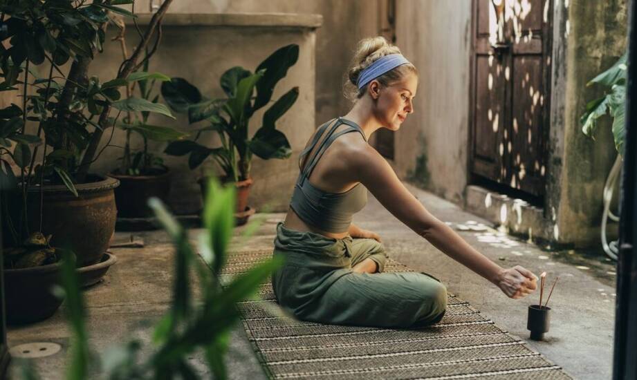 Jak relaksacja wpływa na zdrowie kobiet z bólami w podbrzuszu?