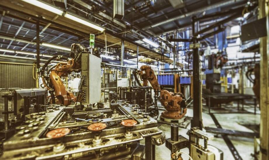 Innowacyjne technologie w sprzątaniu w halach produkcyjnych