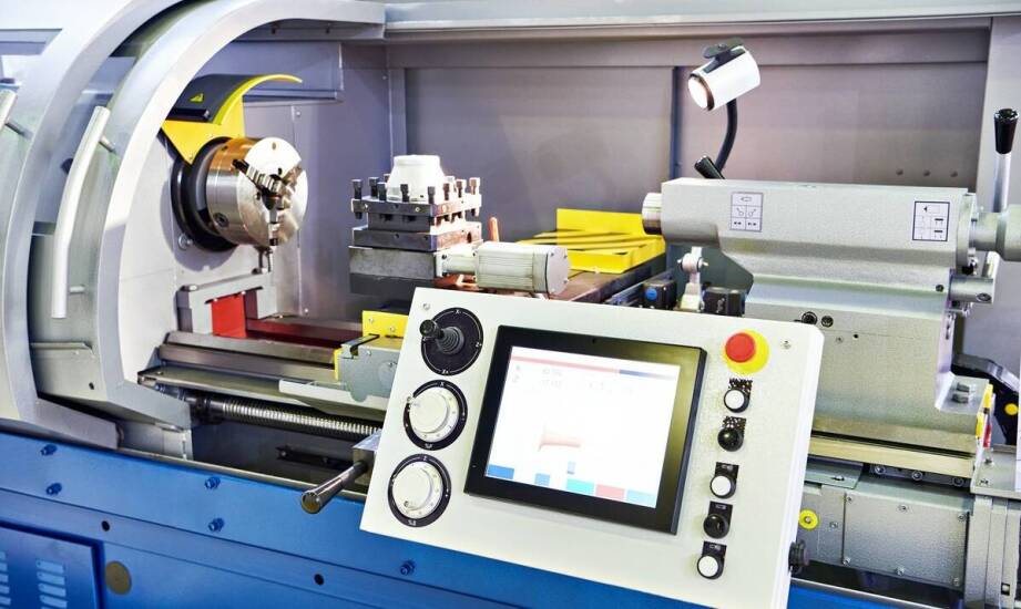 Wpływ modernizacji maszyn na kosztową efektywność obróbki CNC