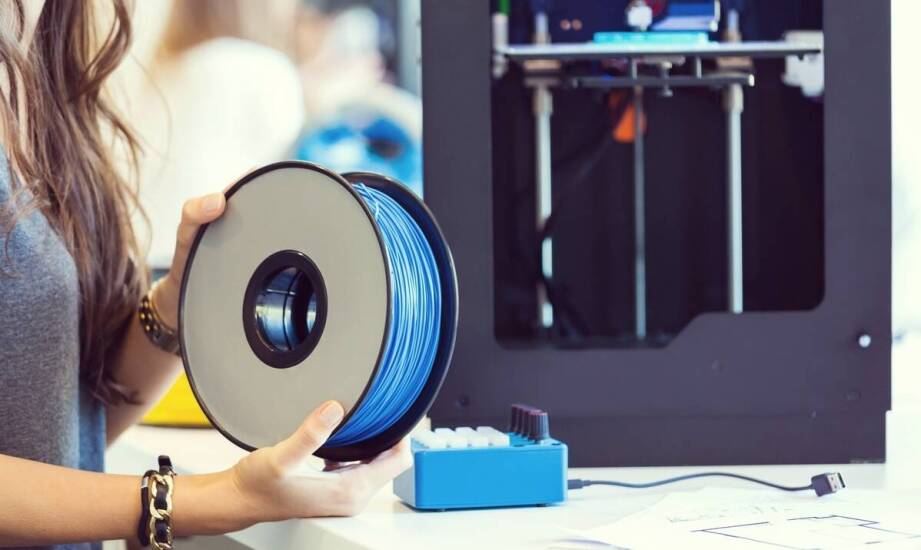 Jak obróbka 3D wydruków zmienia produkcję seryjną?