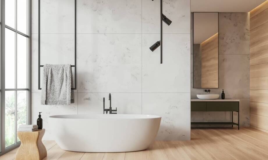 Jak zakup ratalny wpływa na dostępność luksusowych kabin i wanien?