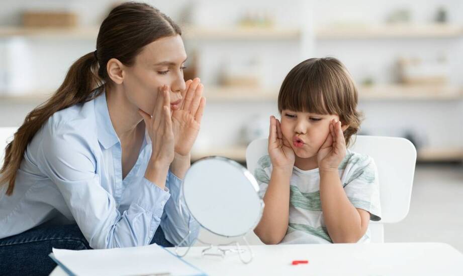 Jakie są najczęstsze wyzwania w terapii słuchowej u dzieci?