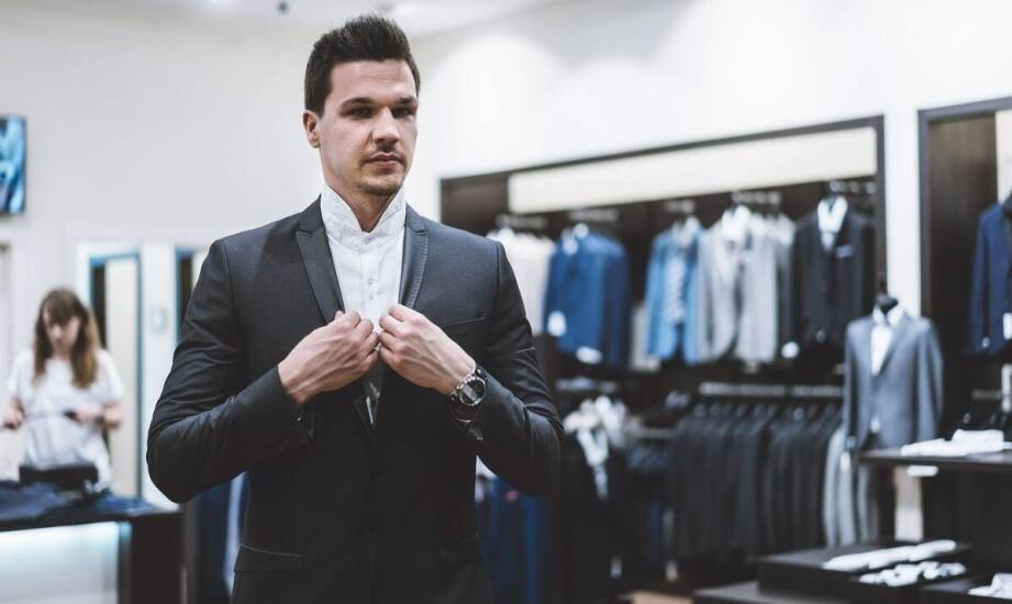 Jak dostosować galowe mundury do specyficznych wymagań jednostek wojskowych?