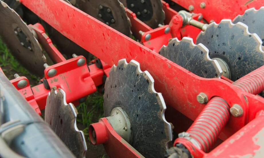 Zastosowanie szerokokątnych wałków w różnych typach maszyn rolniczych