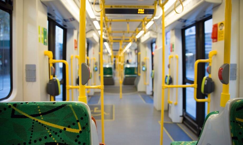 Jak jakość wyrobów gumowych wpływa na komfort podróży tramwajem?