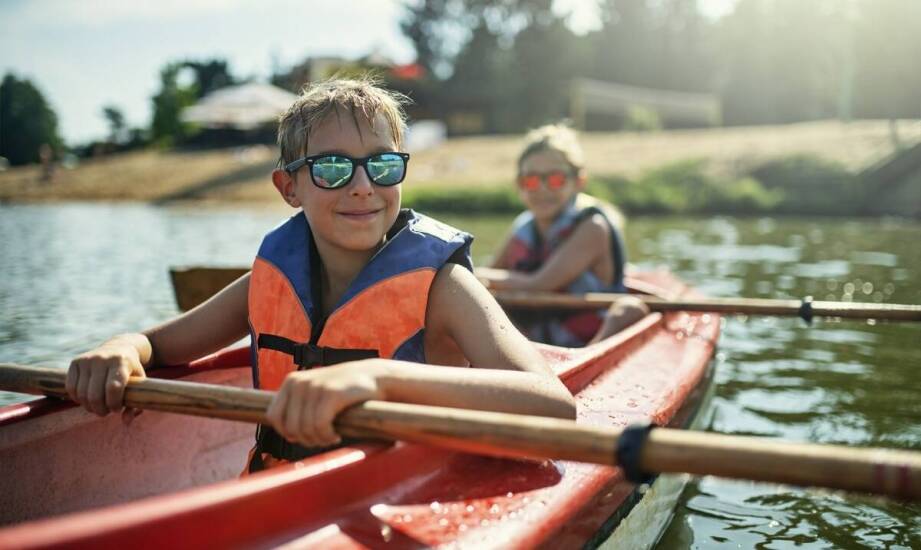 Kajaki Kośna: Planowanie idealnej trasy na spływ rodzinny