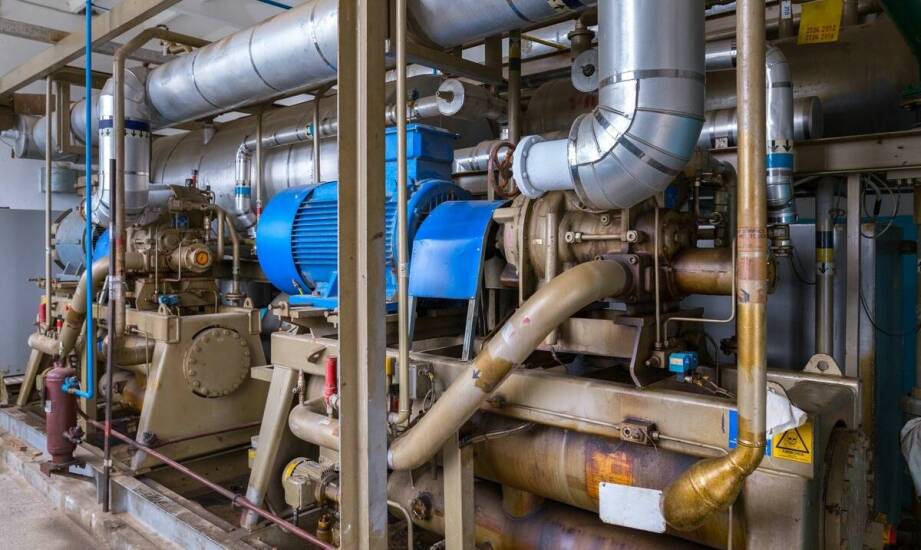 Zastosowanie agregatów wody lodowej w centrach logistycznych