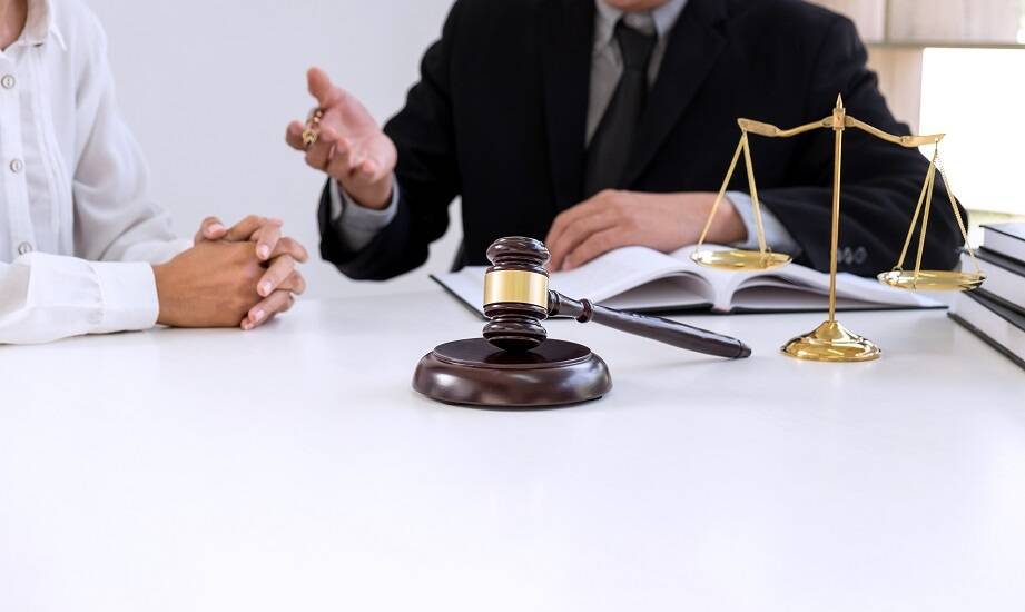 Jakie są możliwości prawne przy oskarżeniu o pranie brudnych pieniędzy?