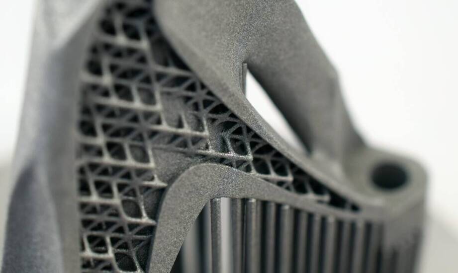 Jak rotomoulding umożliwia produkcję bezszwowych konstrukcji?