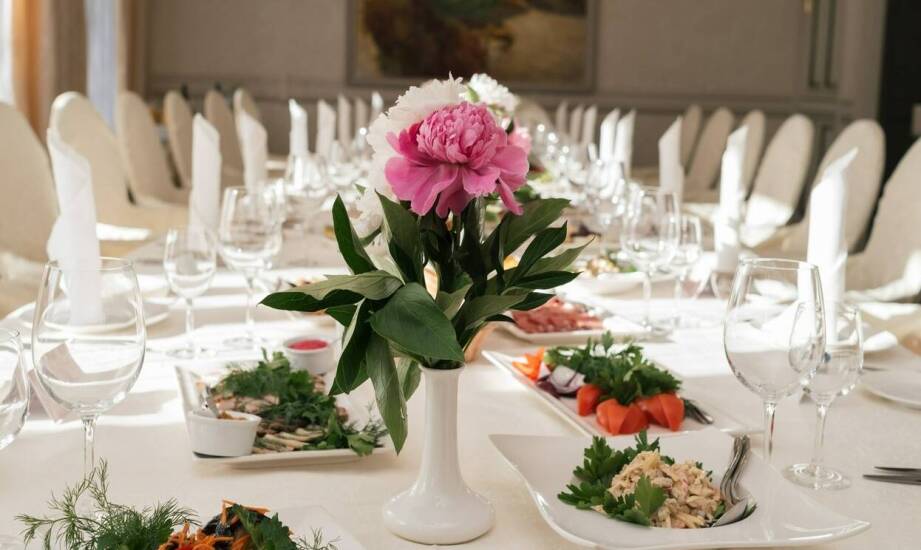 Profesjonalna obsługa wesela w Kielcach: Dlaczego warto zaufać specjalistom?