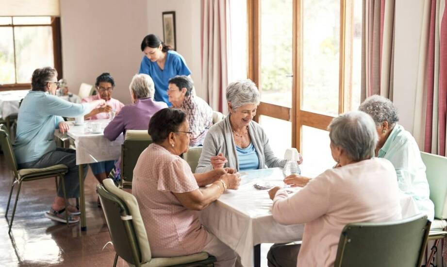 Rola terapii zajęciowej w procesie integracji mieszkańców w domu opieki