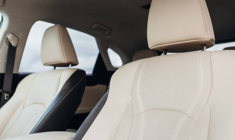 Jak detailing wnętrza wpływa na estetykę i komfort pojazdu?