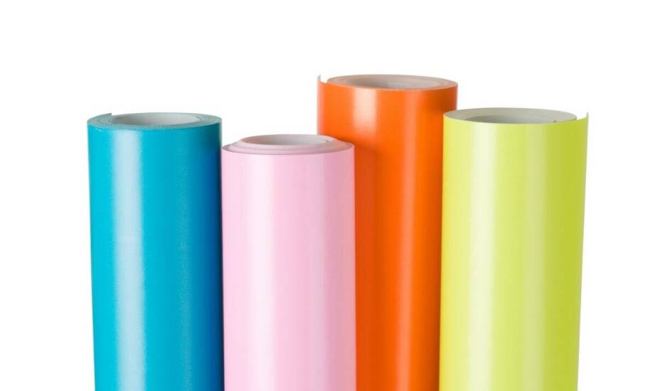 Jakie czynniki wpływają na wybór folii do hotstampingu w specyficznych zastosowaniach?