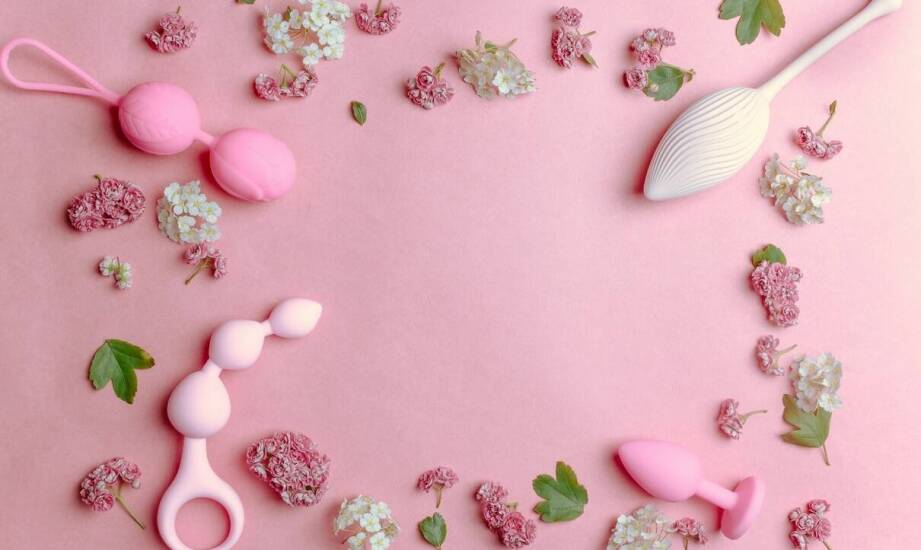 Strap-on a odkrywanie nowych form przyjemności w związku