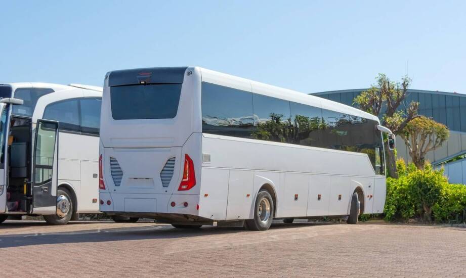 Wynajem busów na sportowe wydarzenia: Dlaczego nasza oferta jest idealna?