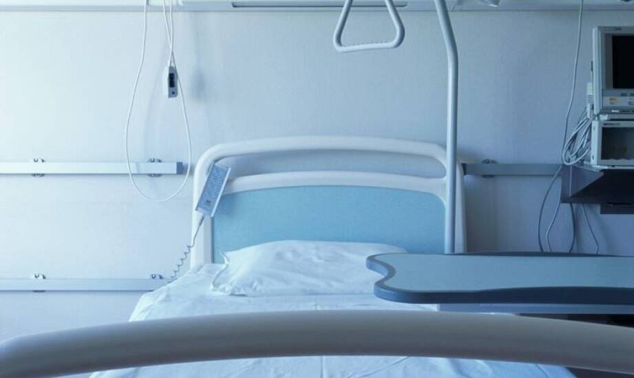 Jakie są kluczowe cechy podnośników dostępnych w sklepie medycznym?