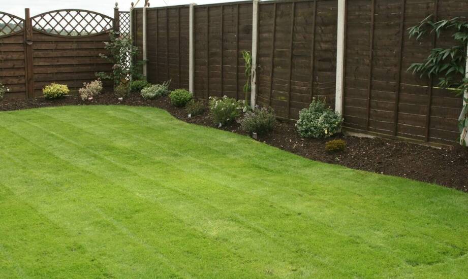 Zalety wyboru żeliwnych ogrodzeń dla dużych terenów rekreacyjnych