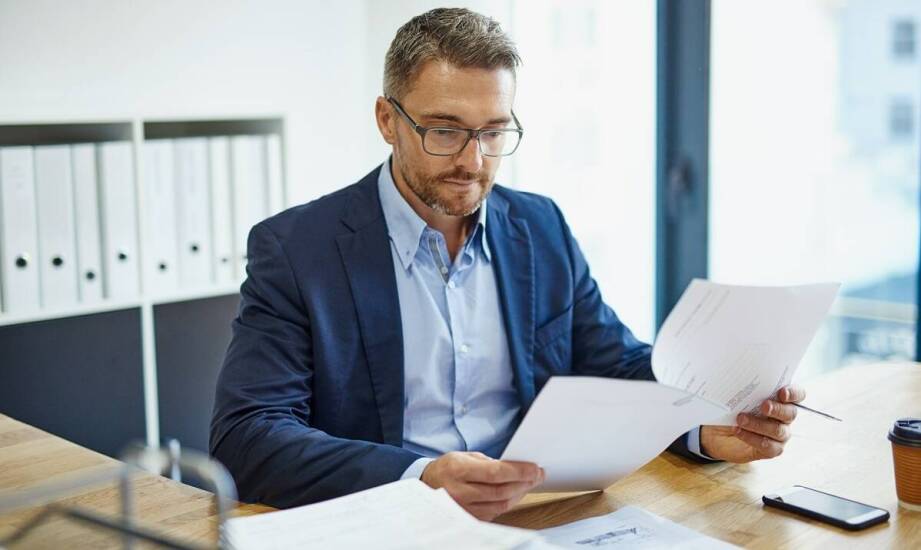 Zabezpieczenie interesów klienta: Jak notariusz pomoże?