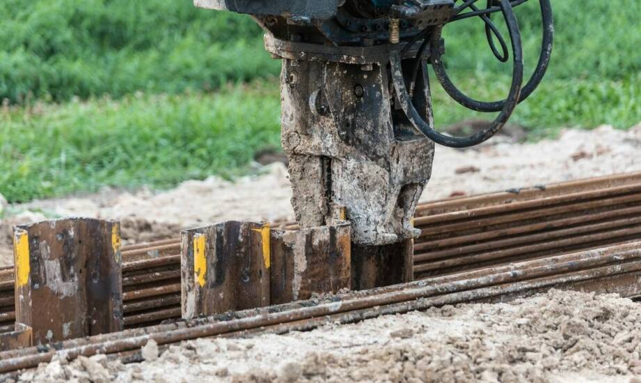 Jakie są najnowsze rozwiązania w zakresie obudowy wykopu w trudnych warunkach gruntowych?