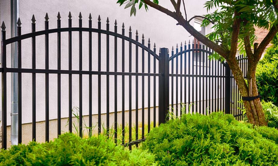 Wybór odpowiednich rozwiązań ogrodzeniowych dla terenów rekreacyjnych