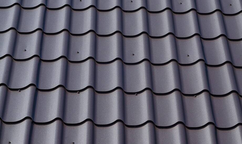 Blachodachówki – odporność na ekstremalne warunki pogodowe