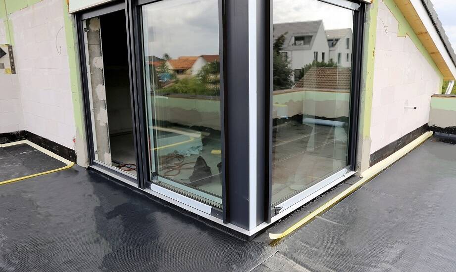 Rola doboru odpowiednich materiałów w skutecznej izolacji balkonów