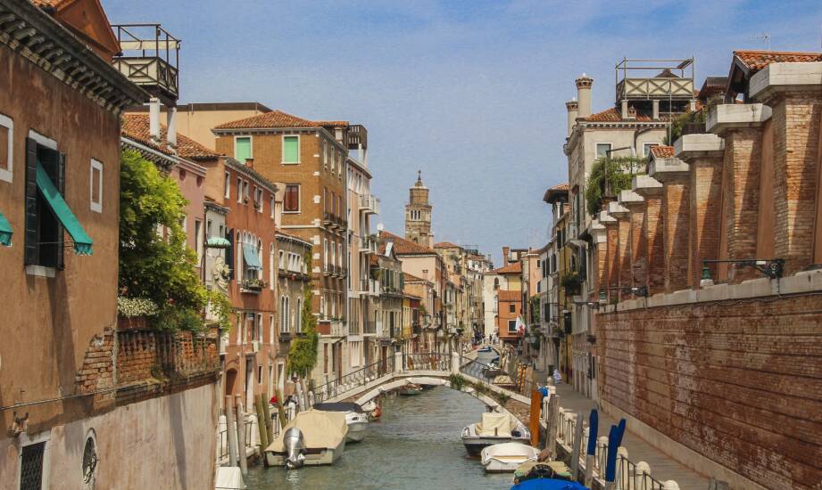 Jakie emocje towarzyszą pielgrzymom podczas wizyty w Włoszech?