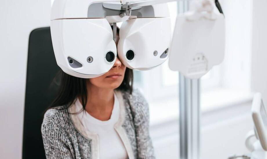 Nowoczesne technologie w diagnostyce wzroku – co oferuje nasz salon?