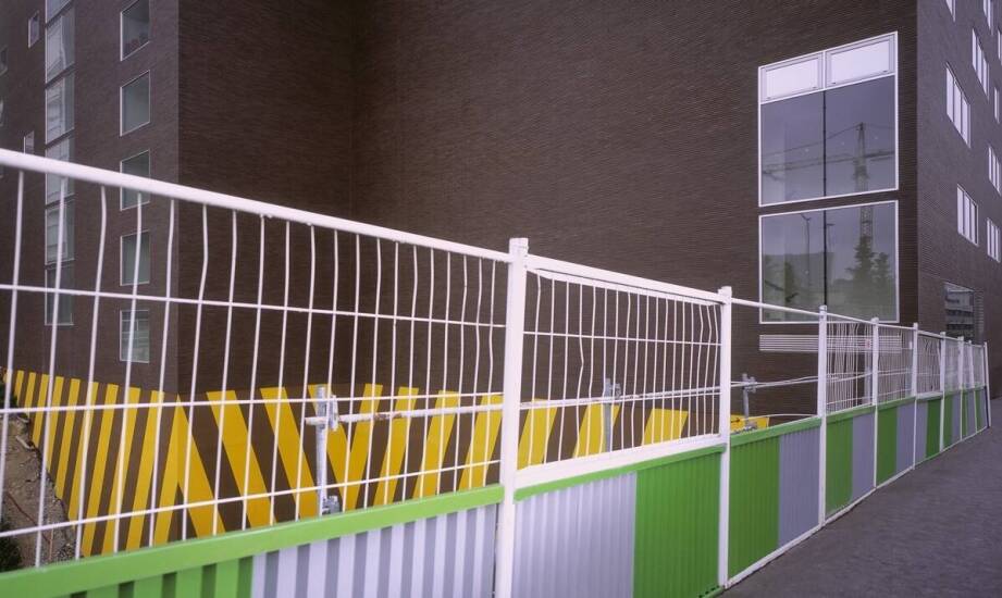 Zastosowanie panelowych ogrodzeń w projektach rewitalizacji przestrzeni miejskiej